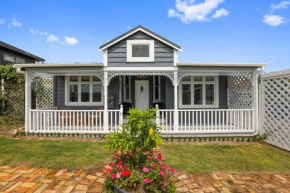 Central Inn - A unique heritage villa AND cosy timber cottage in central Rotorua